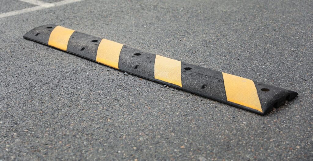 Costos Asociados a la Instalación de Topes de Velocidad 1 Costos Asociados a la Instalación de Topes de Velocidad