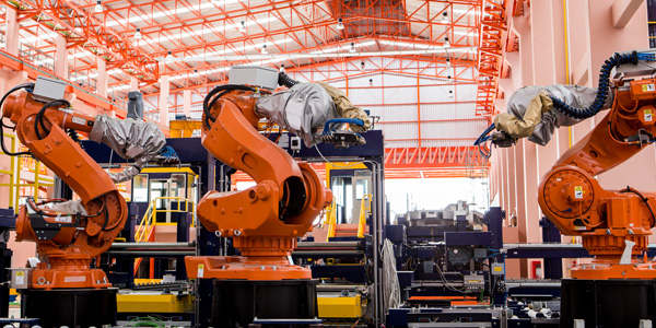 Maquinaria Industrial y Marketing: Estrategias para Aumentar la Competitividad